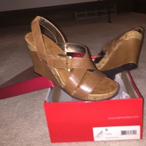 Wedge Shoes- Super Comfy