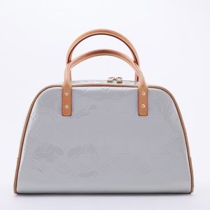 Authentic silver patent leather Louis Vuitton