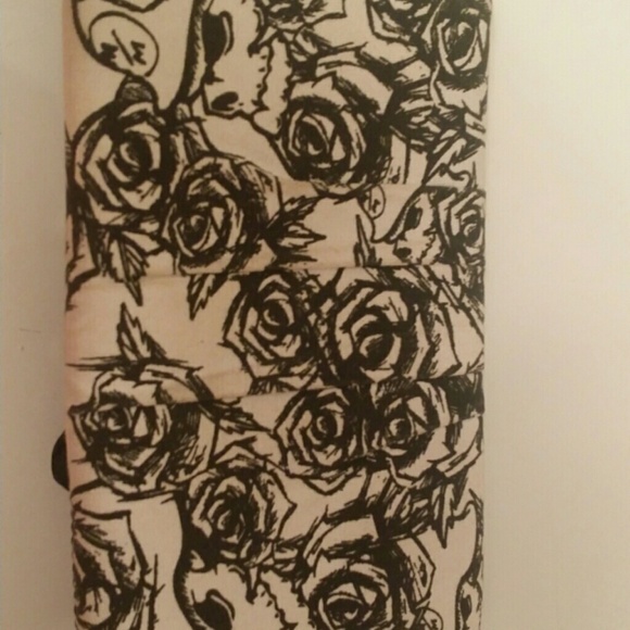 Wallet - Picture 2 of 4