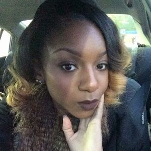 Meet your Posher, Tenira