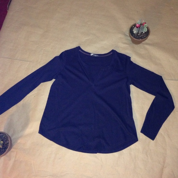 Vince buttonless long slv. Henley
