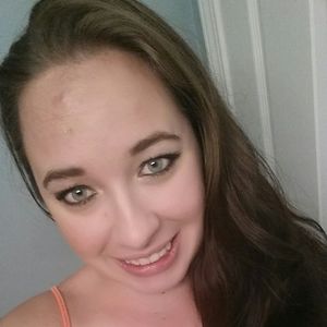 Meet your Posher, Lacy