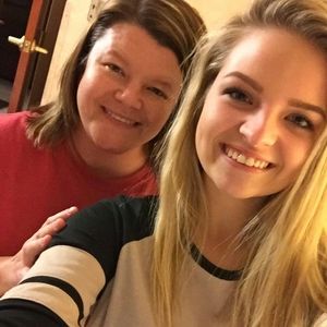 Meet your Posher, Paula