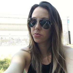 Meet your Posher, Marisa