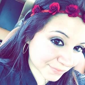 Meet your Posher, Elvia