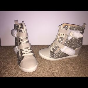 Glitter wedge sneakers