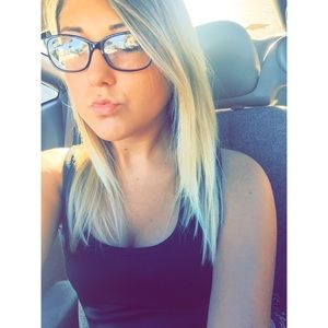 Meet your Posher, Darbi