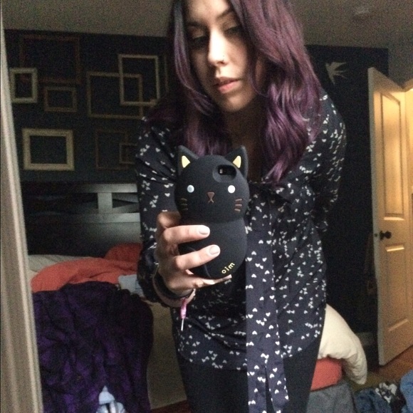 Dressy blouse with tie neck