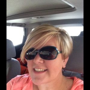 Meet your Posher, Tracy