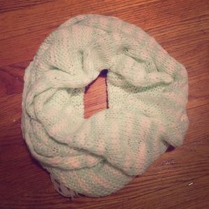 REMOVING FROM CLOSET IN 2 DAYS!