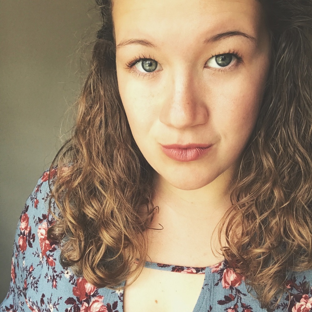 Meet your Posher, Leigh