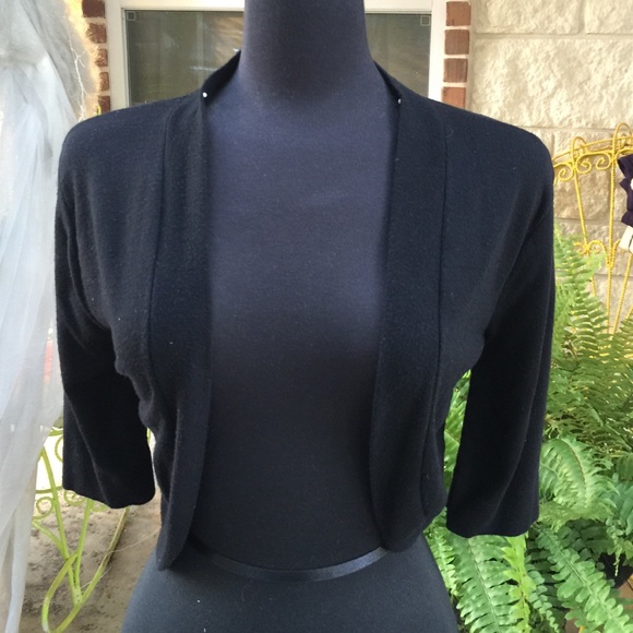 Cropped black sweater