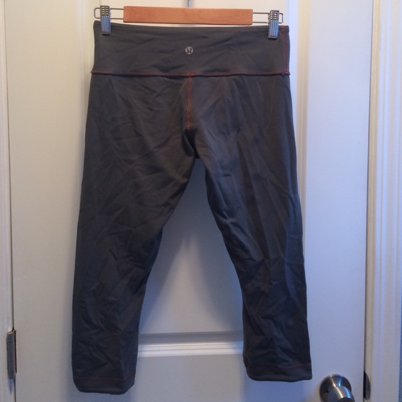 Lululemon reversible crop legging