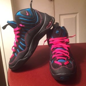 Men's Nike Air Bakin' ( From the House of Hoops)