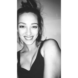 Meet your Posher, Melissa