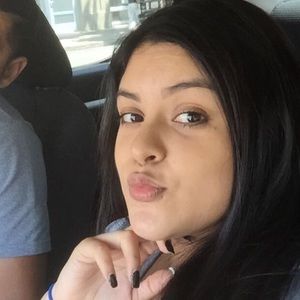 Meet your Posher, Krystal