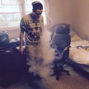 Meet your Posher, Zach