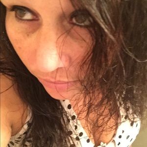 Meet your Posher, Tonia