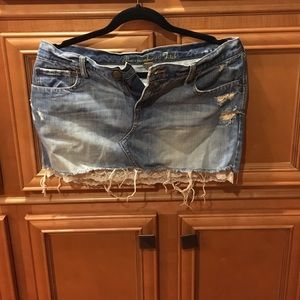 LAST CALL Abercrombie skirt with lace detail