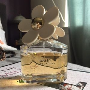 Marc Jacobs Daisy Perfume