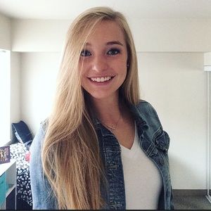 Meet your Posher, Jessica