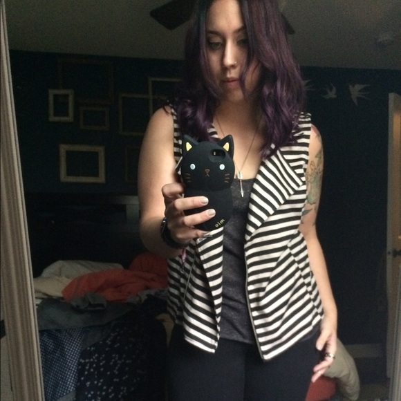 Xhiliration black and white striped vest