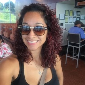 Meet your Posher, Rosa