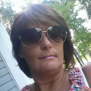 Meet your Posher, Brenda