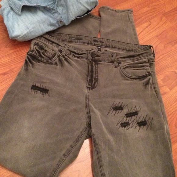KUT from the Kloth 'Mia' Distressed Skinnies