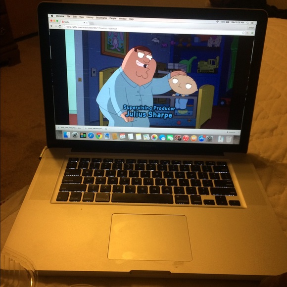 Macbook Pro 17 Inch (2013) - Picture 3 of 4