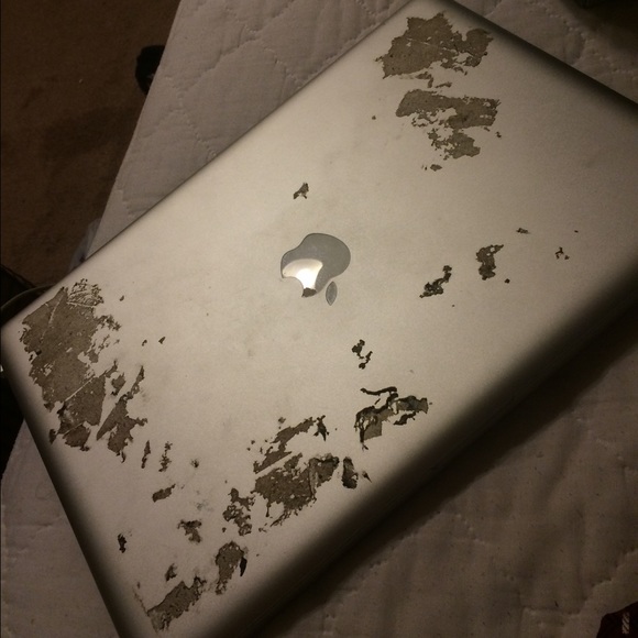 Macbook Pro 17 Inch (2013) - Picture 4 of 4