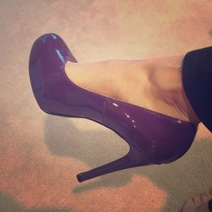 Chinese laundry Purple Patin Leather