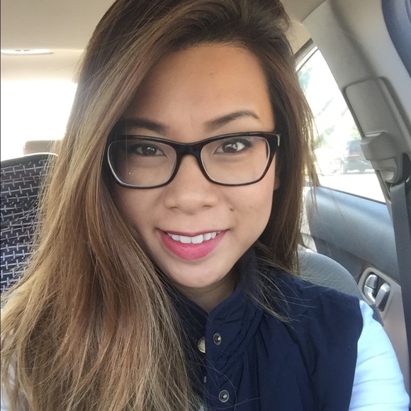 Meet your Posher, Trinh - Picture 1 of 1