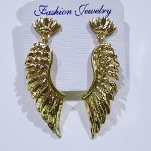 10 / $10 - Golden wings retro earrings