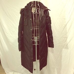 Black down feather puffer coat