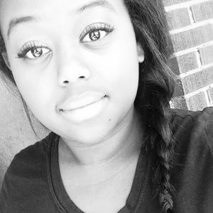 Meet your Posher, Moriah