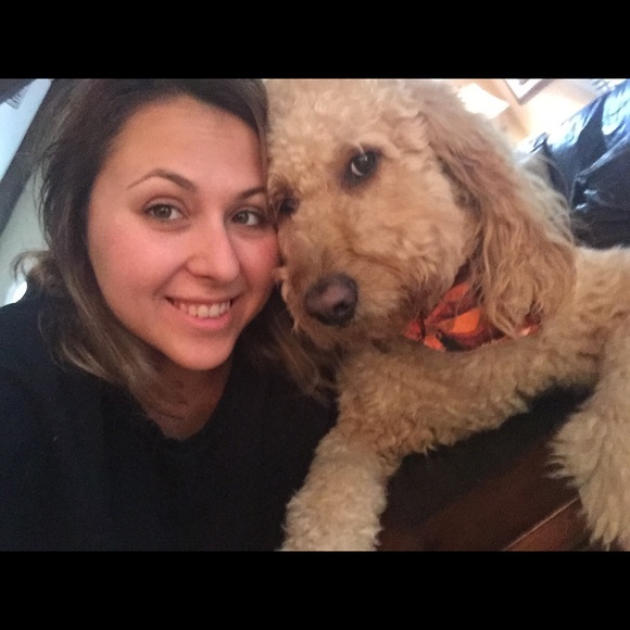 Meet your Posher, Christina - Picture 1 of 1