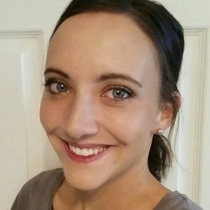 Meet your Posher, Monica