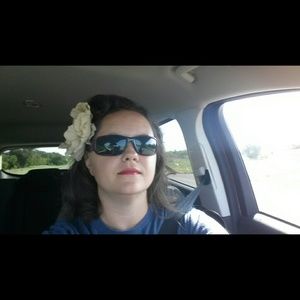 Meet your Posher, Stacy