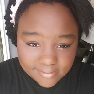 Meet your Posher, Mekaila