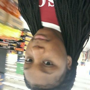 Meet your Posher, Veronica