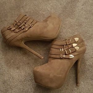 Wild Diva Lounge Tan Suede Heels