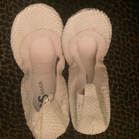 White yosi samra snakeskin white flats, new!