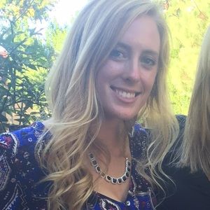 Meet your Posher, Caroline