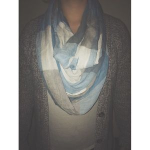 American Eagle Checkered Scarf