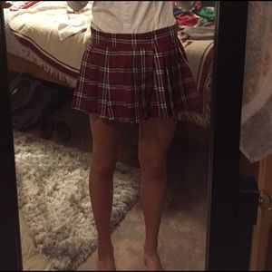 Red/gray plaid skirt