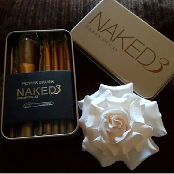 💥NAKED 3 MAKEUP BRUSHES💥 12pieces