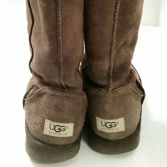 Brown UGGS size 9