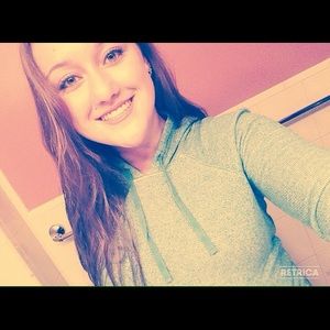 Meet your Posher, Liz