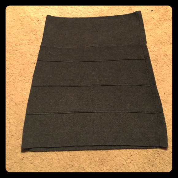 Grey, mini sweater skirt